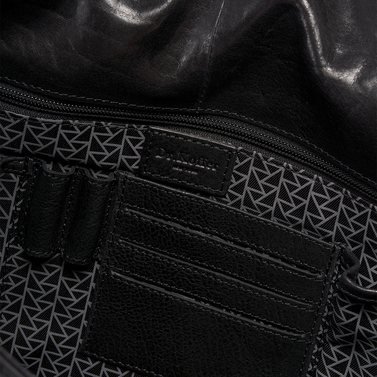 Деловая сумка Dr.Koffer из натуральной кожи черная