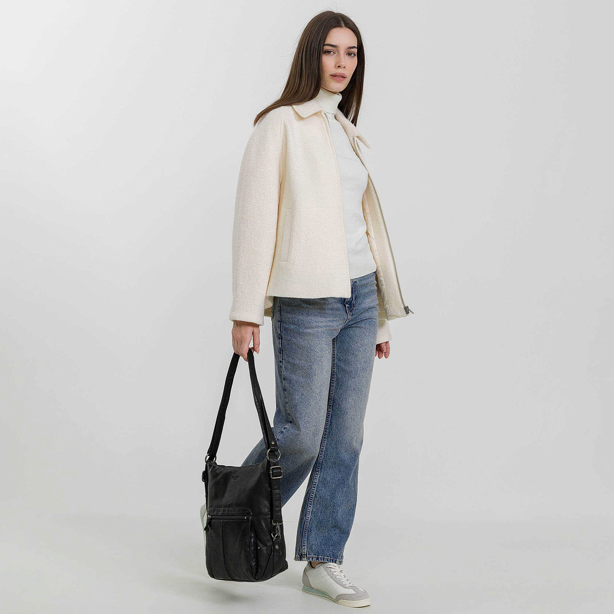 Сумка через плечо Dr.Koffer из натуральной кожи черная