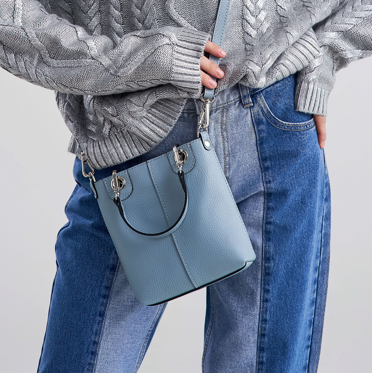 Женская сумка Dr. Koffer из натуральной кожи голубая