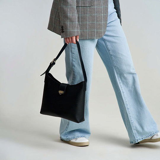 Женская сумка Dr. Koffer из натуральной кожи черная