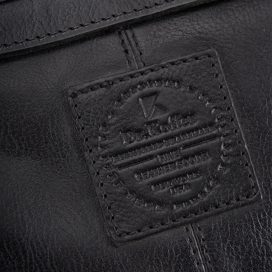 Женская сумка Dr.Koffer из натуральной кожи чёрная