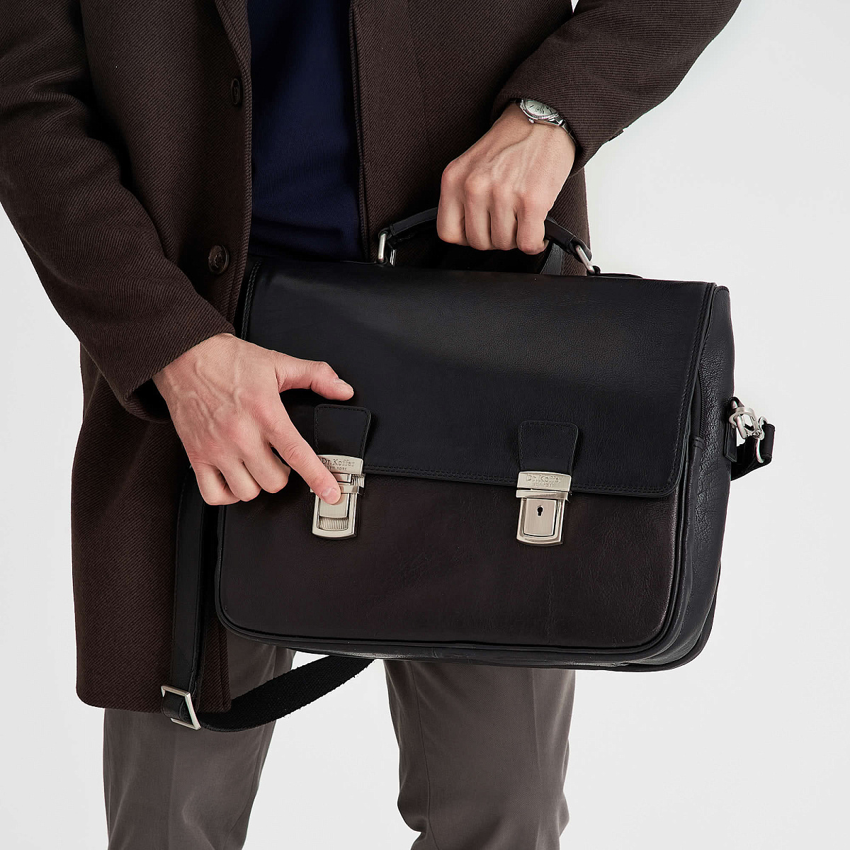 Портфель Dr.Koffer из натуральной кожи черный