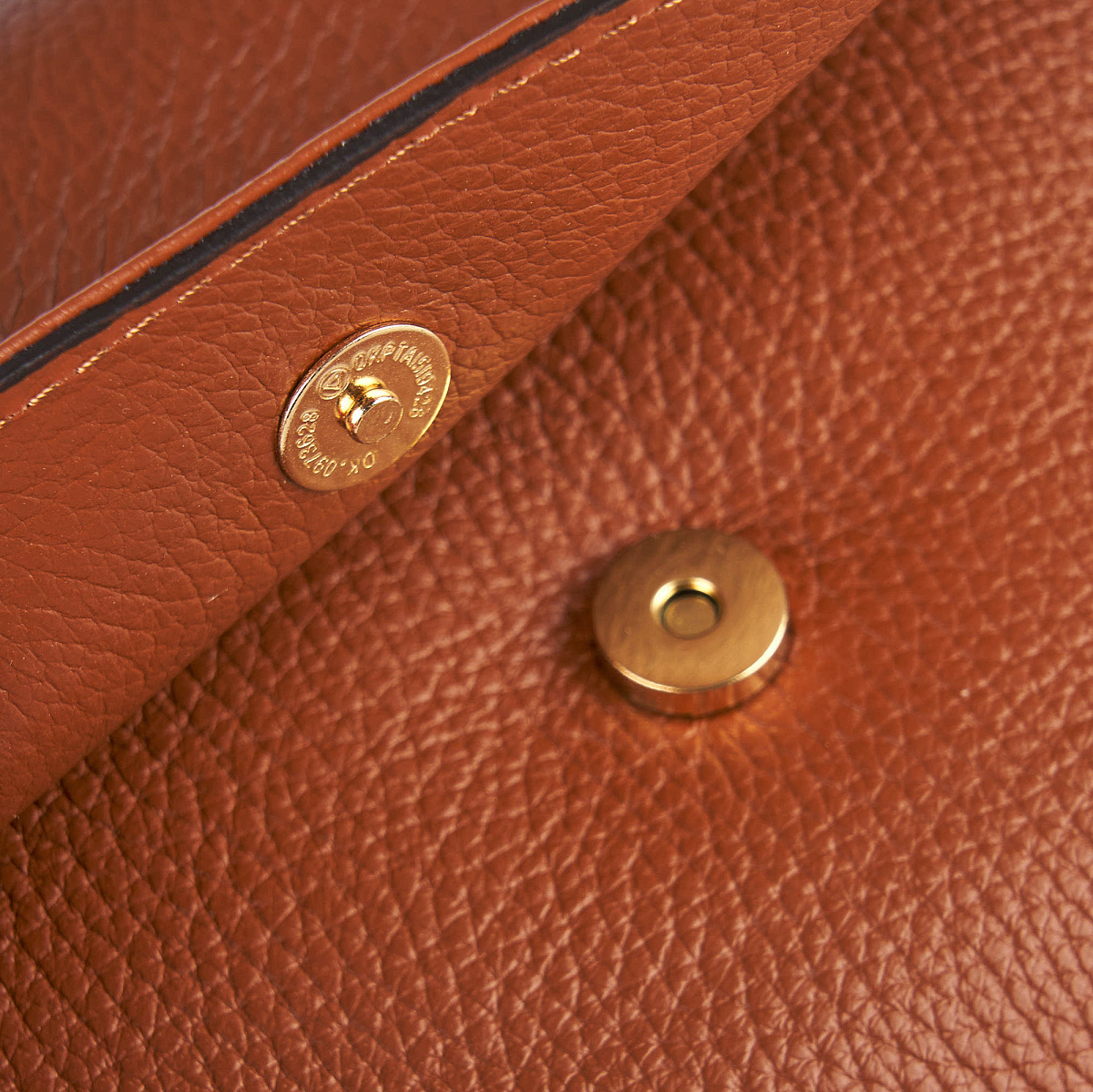 Женская сумка Dr. Koffer из натуральной кожи коричневая