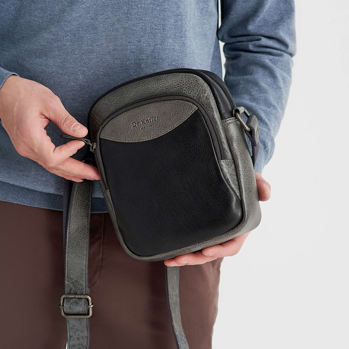 Сумка через плечо Dr.Koffer из натуральной кожи черная