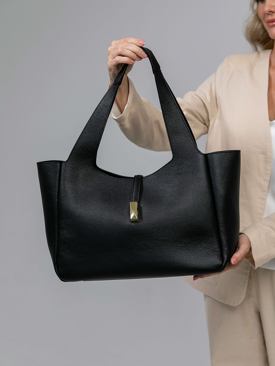 Женская сумка Dr.Koffer из натуральной кожи черная