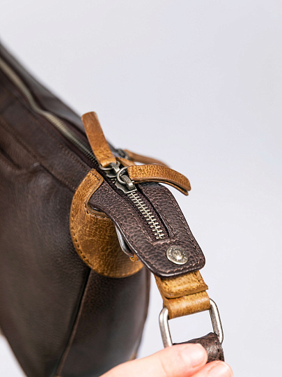 Сумка через плечо Dr. Koffer из натуральной кожи коричневая