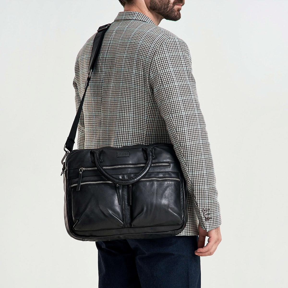 Деловая сумка Dr.Koffer из натуральной кожи черная