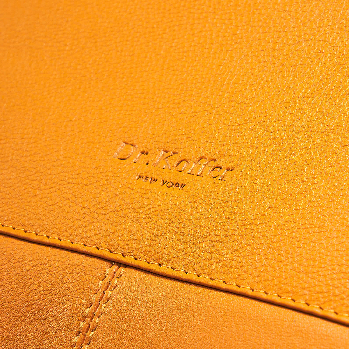 Женская сумка Dr.Koffer из натуральной кожи желтая