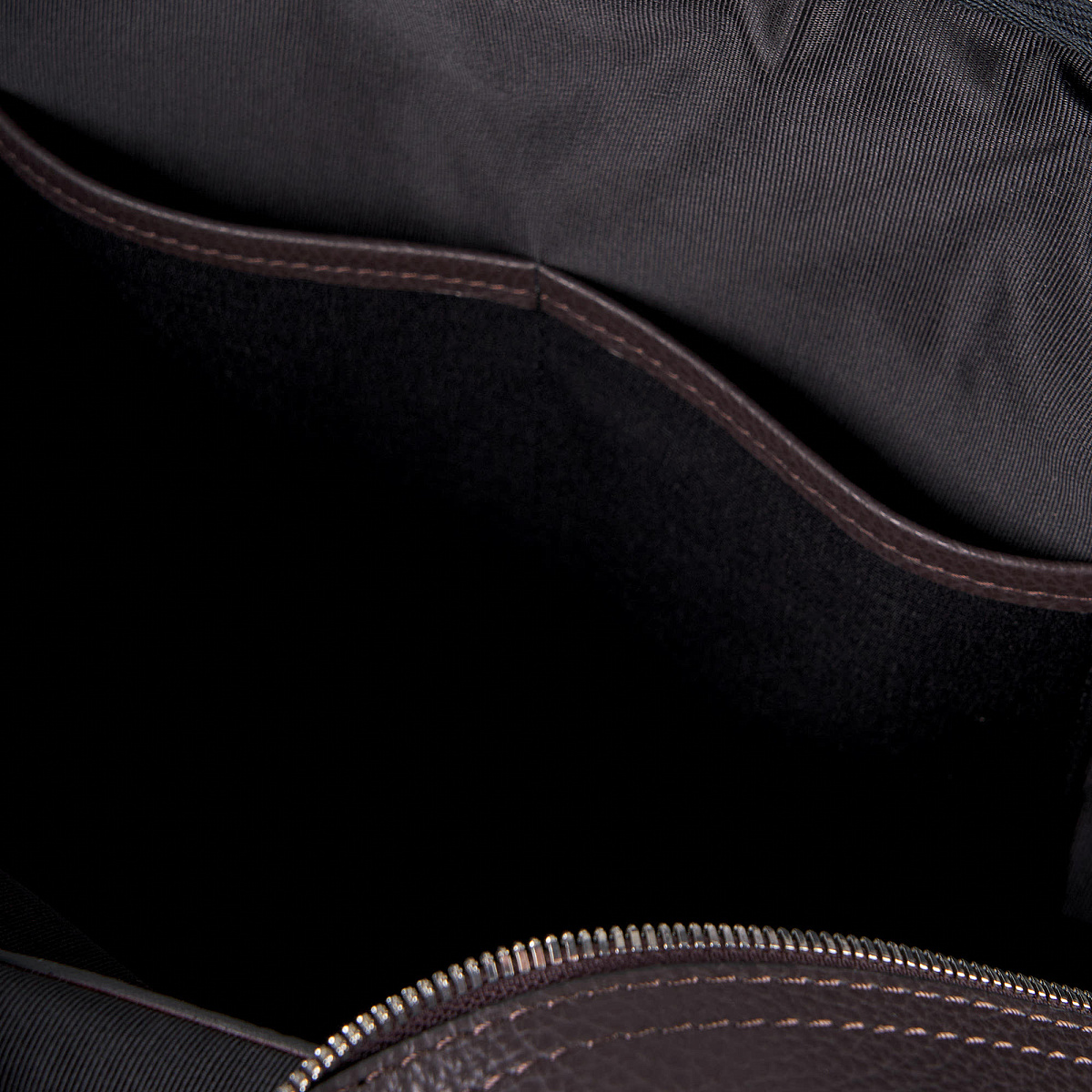 Сумка дорожная Dr.Koffer из натуральной кожи коричневая