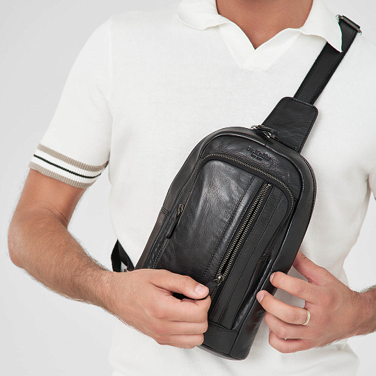 Рюкзак Dr.Koffer из натуральной кожи черный