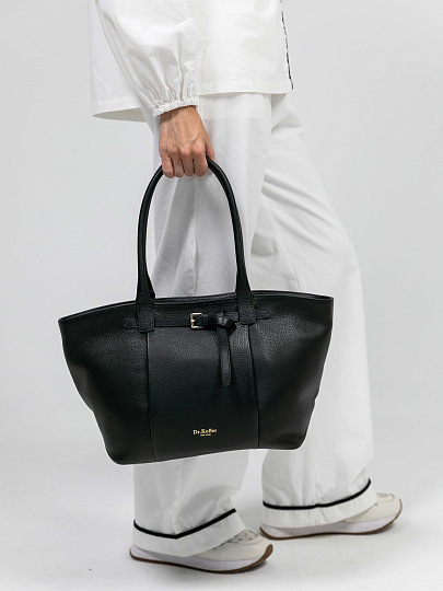 Женская сумка Dr.Koffer из натуральной кожи черная