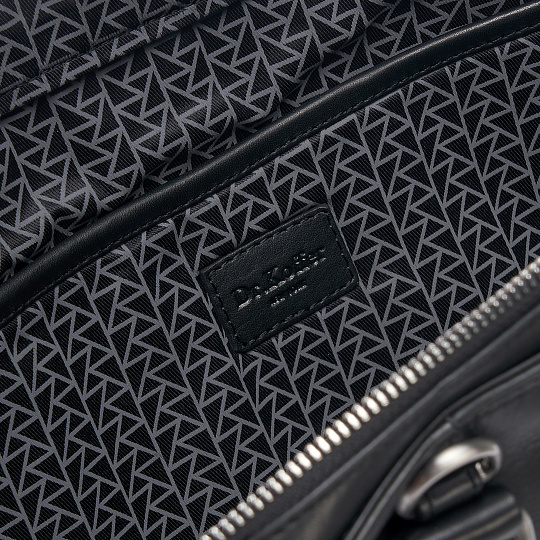 Деловая сумка Dr.Koffer из натуральной кожи черная