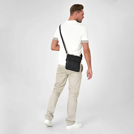 Сумка через плечо Dr.Koffer из натуральной кожи черная