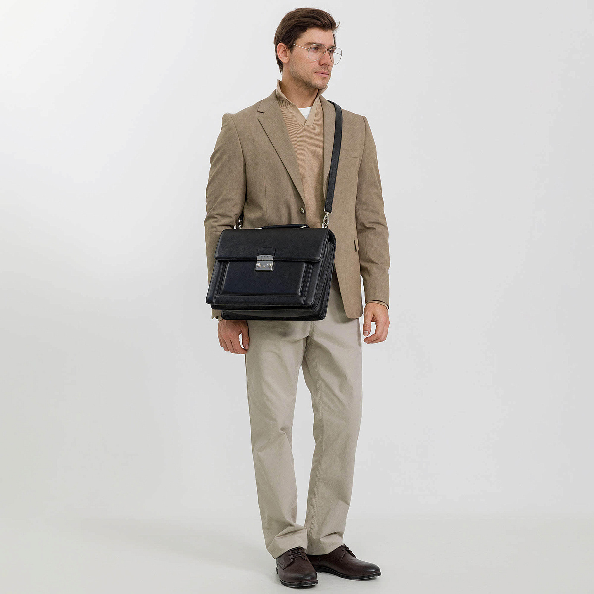 Портфель Dr.Koffer из натуральной кожи черный