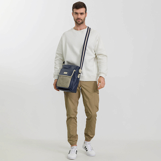 Сумка через плечо Dr.Koffer из натуральной кожи синяя