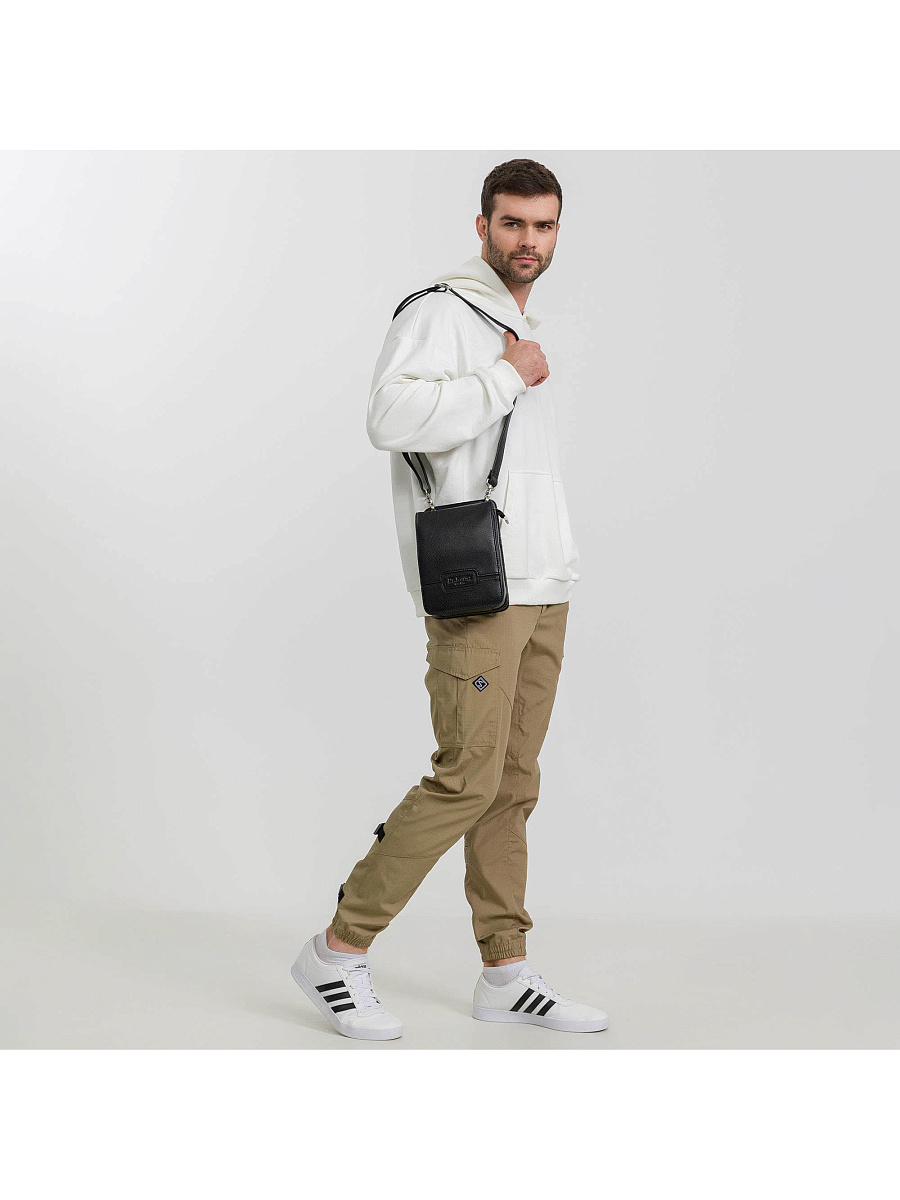 Сумка через плечо Dr.Koffer из натуральной кожи черная