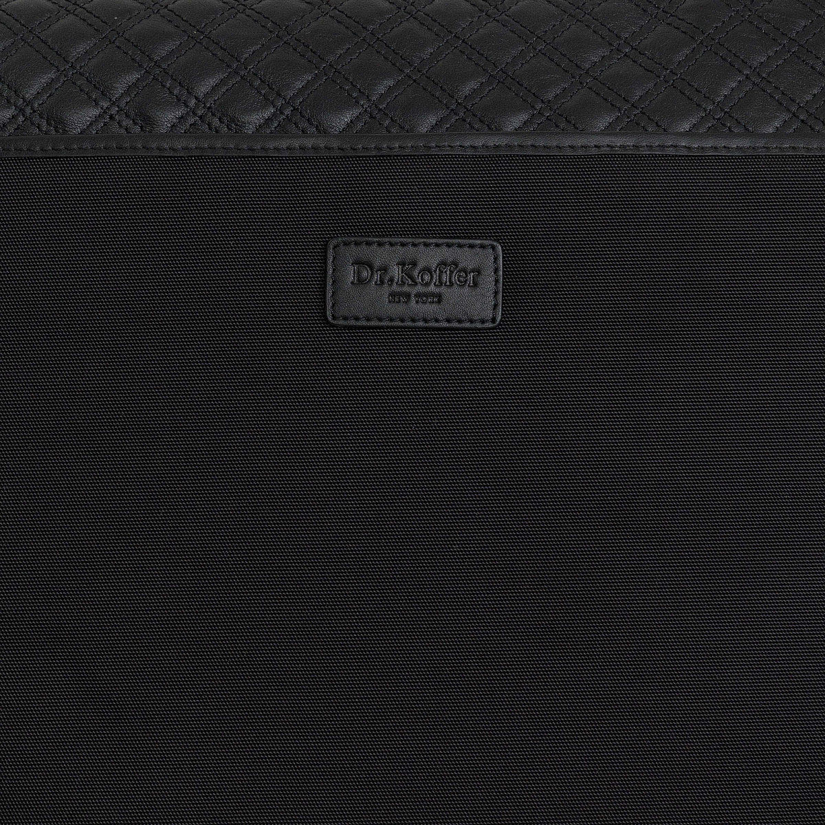 Сумка через плечо Dr.Koffer из натуральной кожи черная