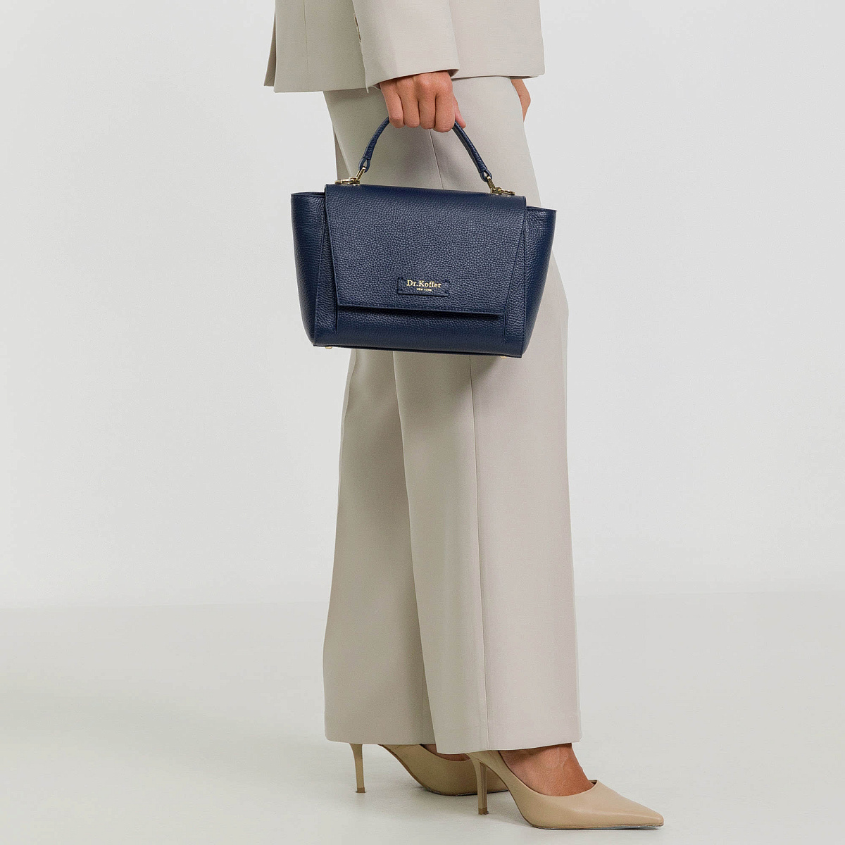 Женская сумка  Dr. Koffer из натуральной кожи синяя