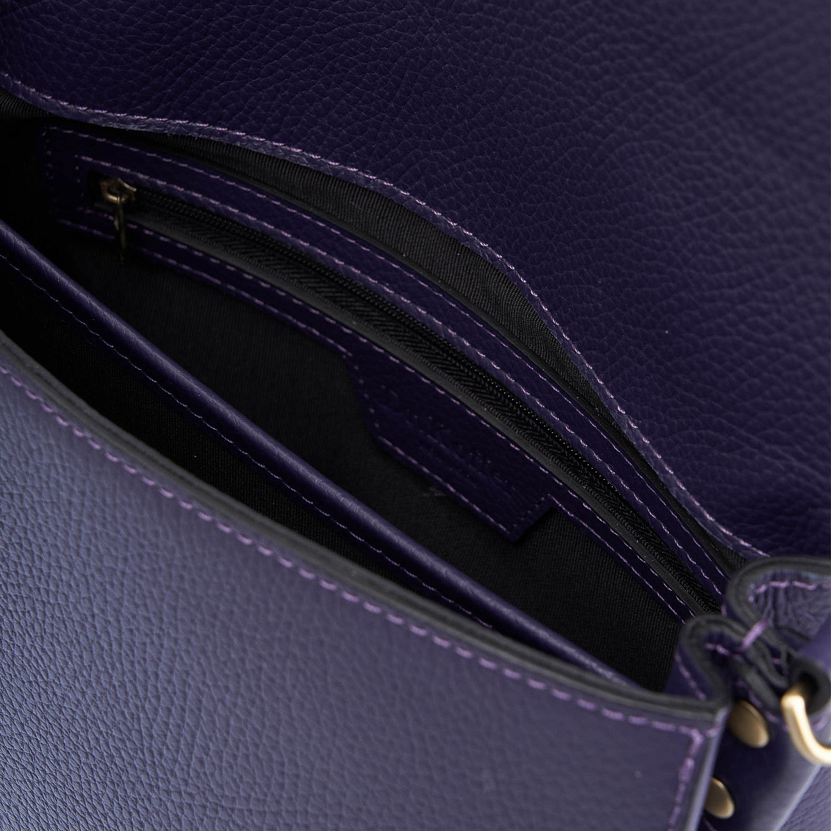 Женская сумка Dr. Koffer из натуральной кожи фиолетовая