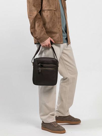 Сумка через плечо Dr.Koffer из натуральной кожи коричневая