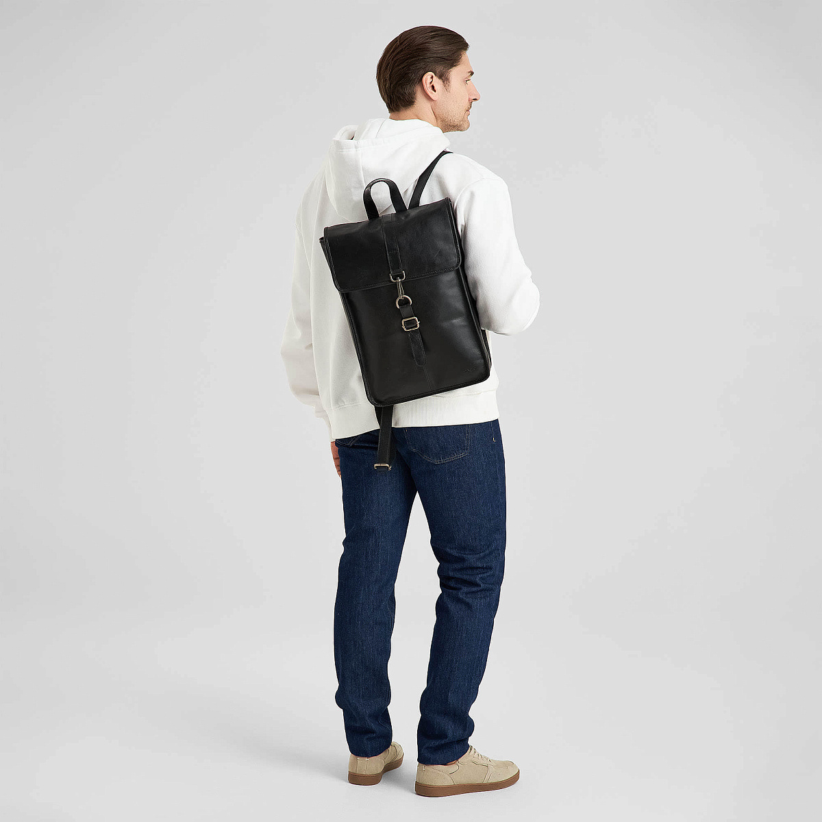 Рюкзак Dr.Koffer из натуральной кожи черный