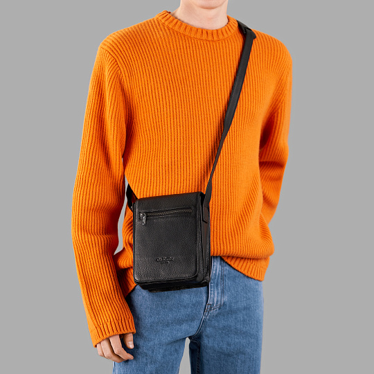 Сумка через плечо Dr.Koffer из натуральной кожи черная