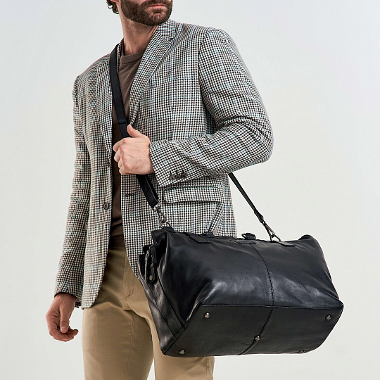 Сумка дорожная Dr.Koffer из натуральной кожи черная