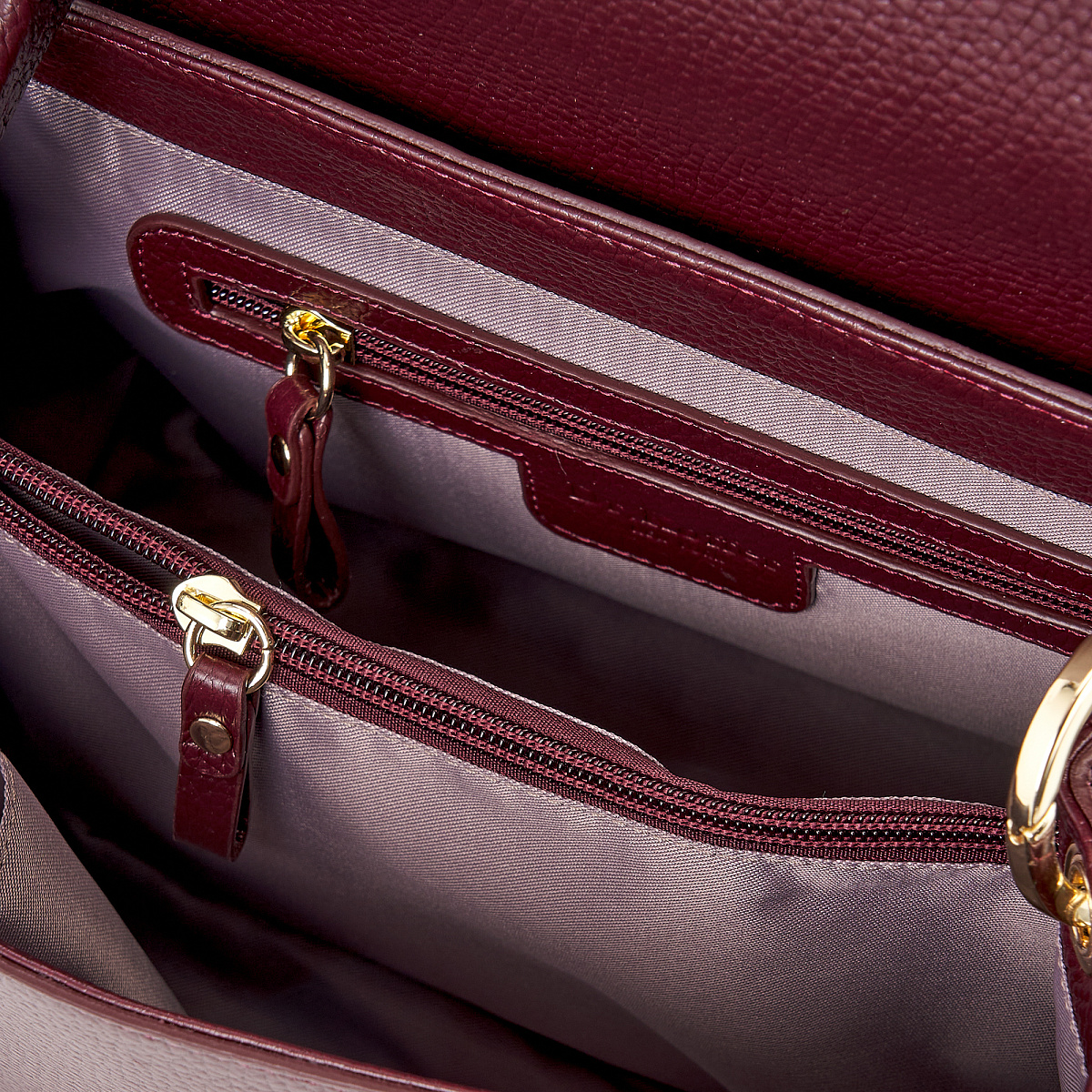 Женская сумка  Dr. Koffer из натуральной кожи бордовая