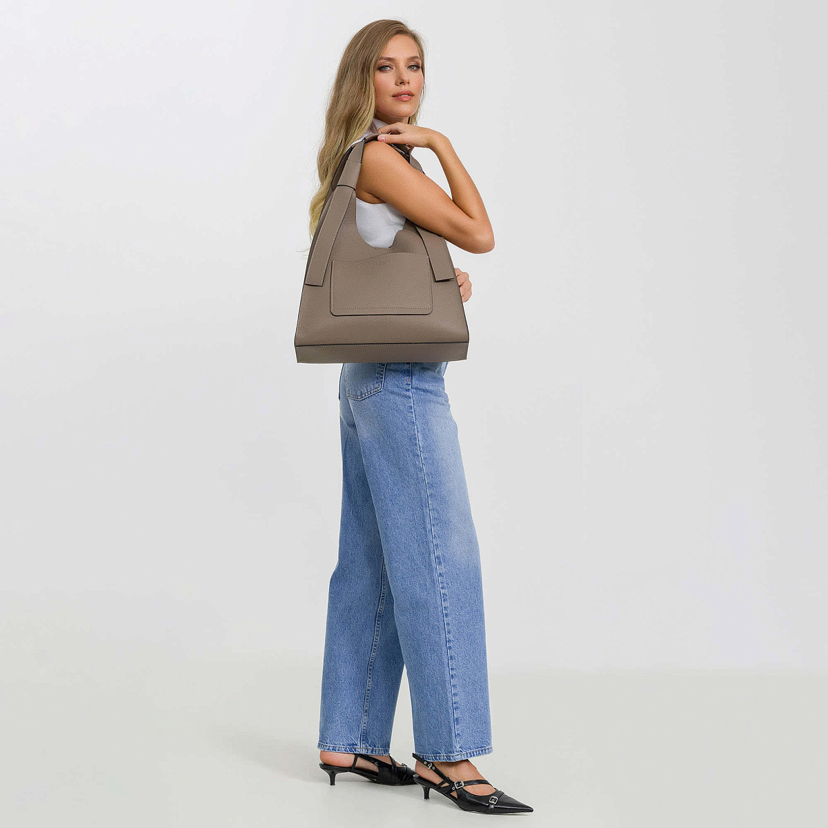 Женская сумка Dr. Koffer из натуральной кожи бежевая