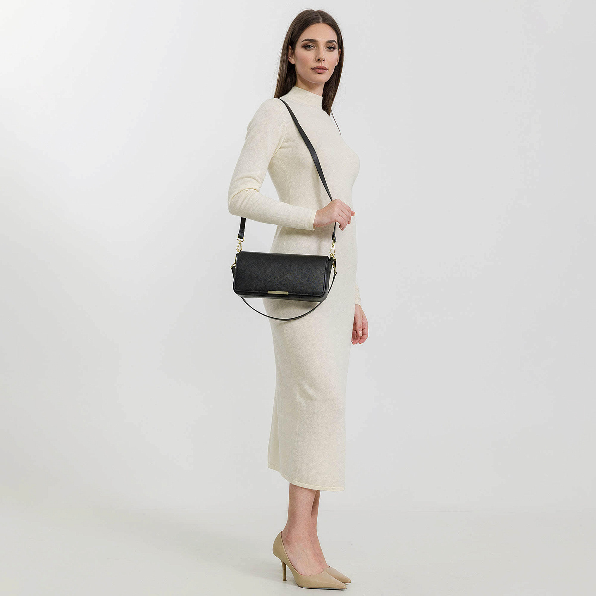 Женская сумка  Dr. Koffer из натуральной кожи черная