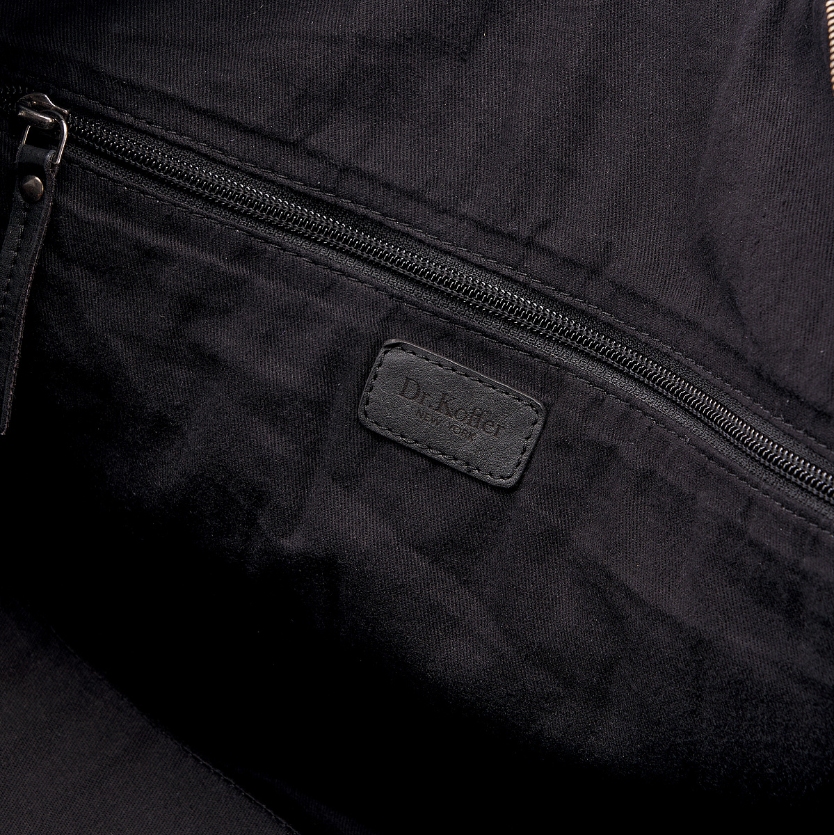 Сумка дорожная Dr.Koffer из натуральной кожи черная