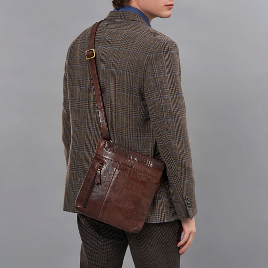 Сумка через плечо Dr.Koffer из натуральной кожи коричневая