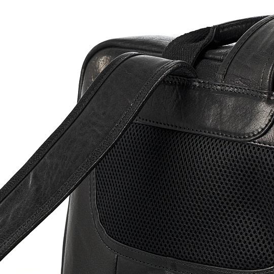 Рюкзак Dr.Koffer из натуральной кожи черный