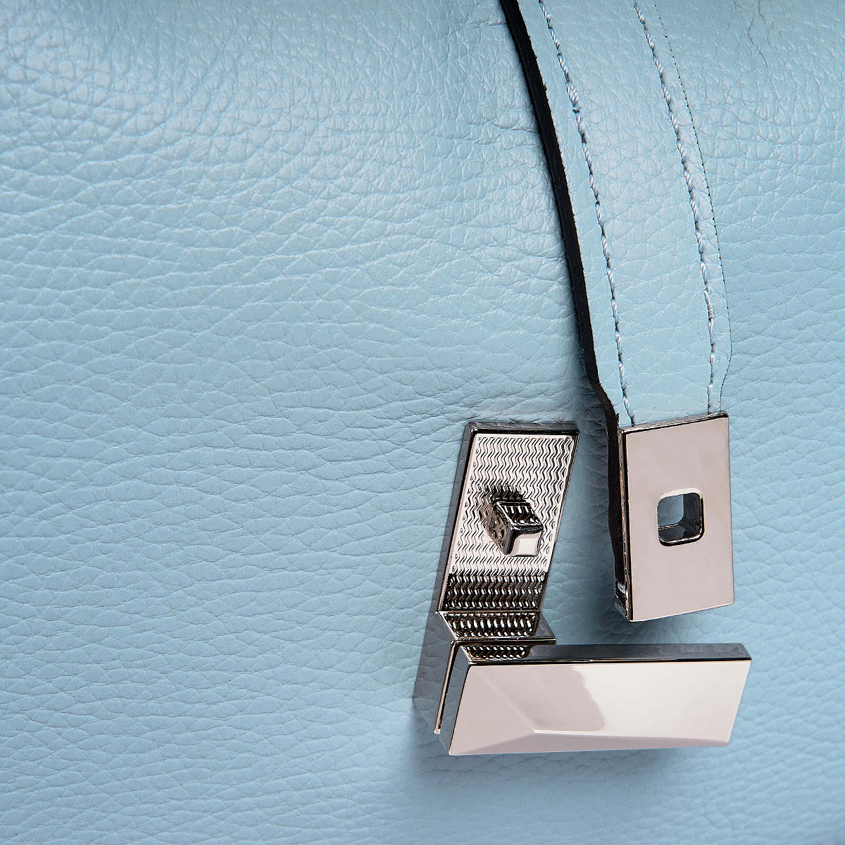 Женская сумка Dr. Koffer из натуральной кожи голубая