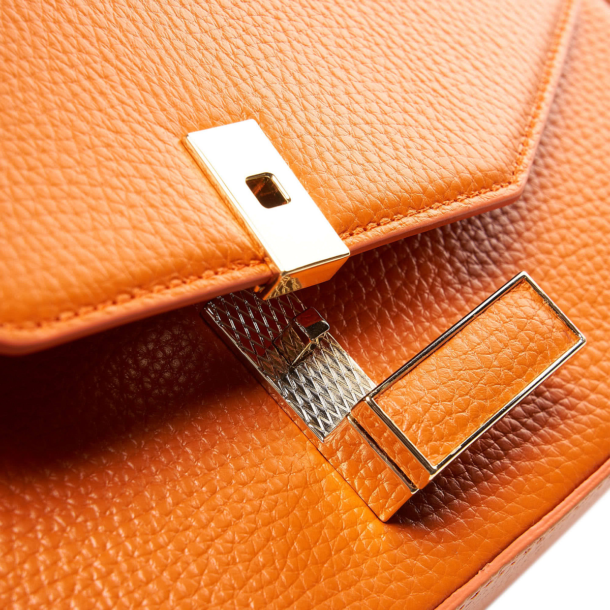 Женская сумка  Dr. Koffer из натуральной кожи оранжевая