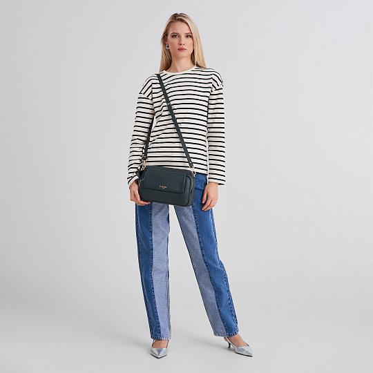 Женская сумка  Dr. Koffer из натуральной кожи зеленая