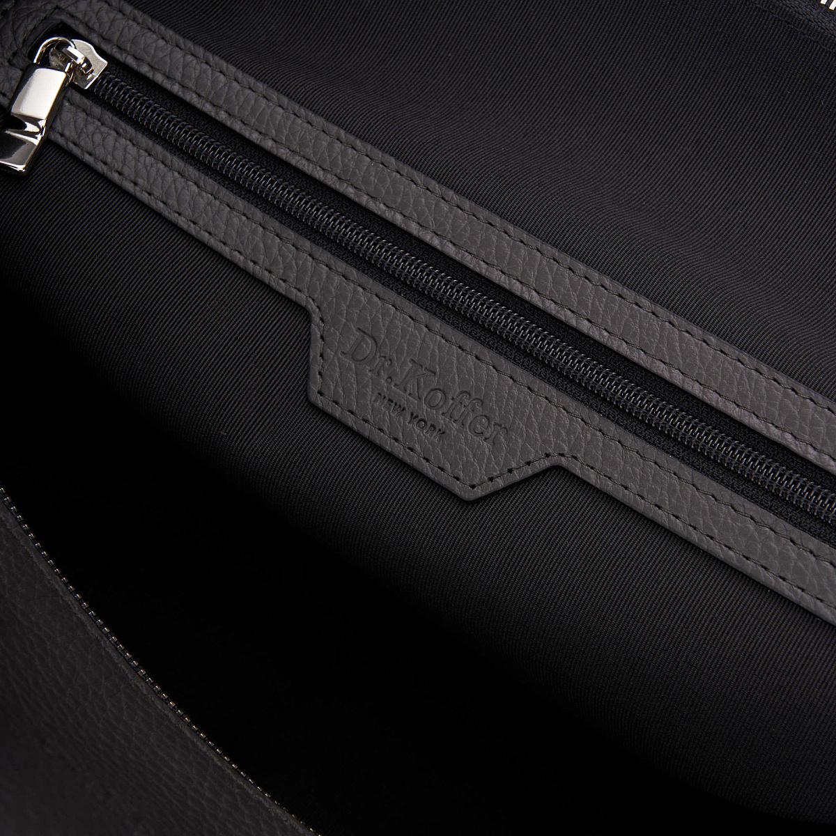 Сумка дорожная Dr.Koffer из натуральной кожи серая