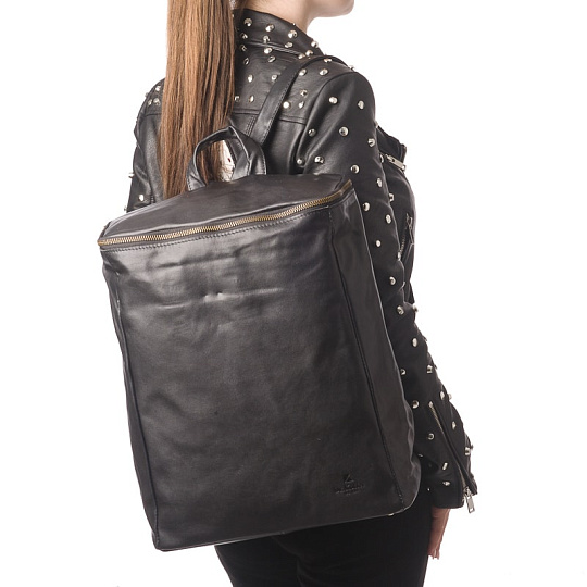 Рюкзак Dr.Koffer из натуральной кожи черный