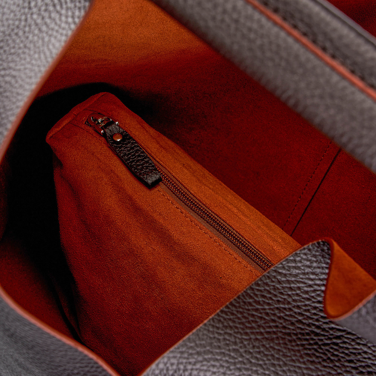 Женская сумка Dr.Koffer из натуральной кожи коричневая