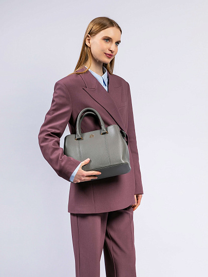 Женская сумка Dr. Koffer из натуральной кожи серая