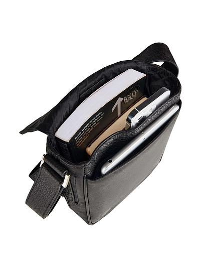 Сумка через плечо Dr.Koffer из натуральной кожи черная