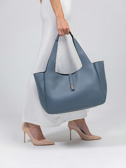 Женская сумка Dr.Koffer из натуральной кожи серая