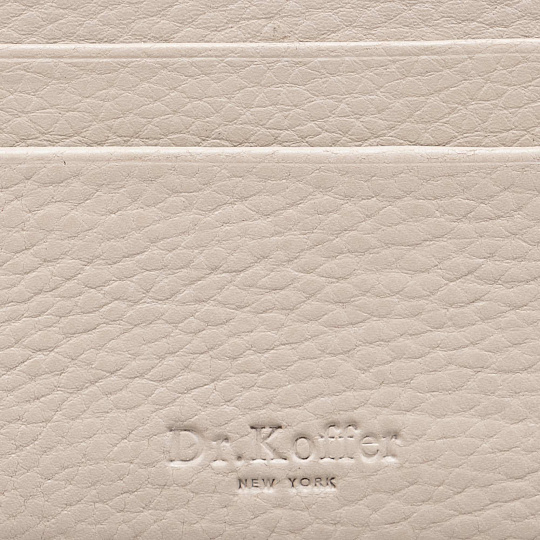 Кредитница Dr.Koffer из натуральной кожи белая