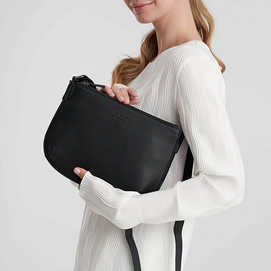 Женская сумка Dr.Koffer из натуральной кожи чёрная