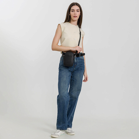 Сумка через плечо Dr.Koffer из натуральной кожи черная