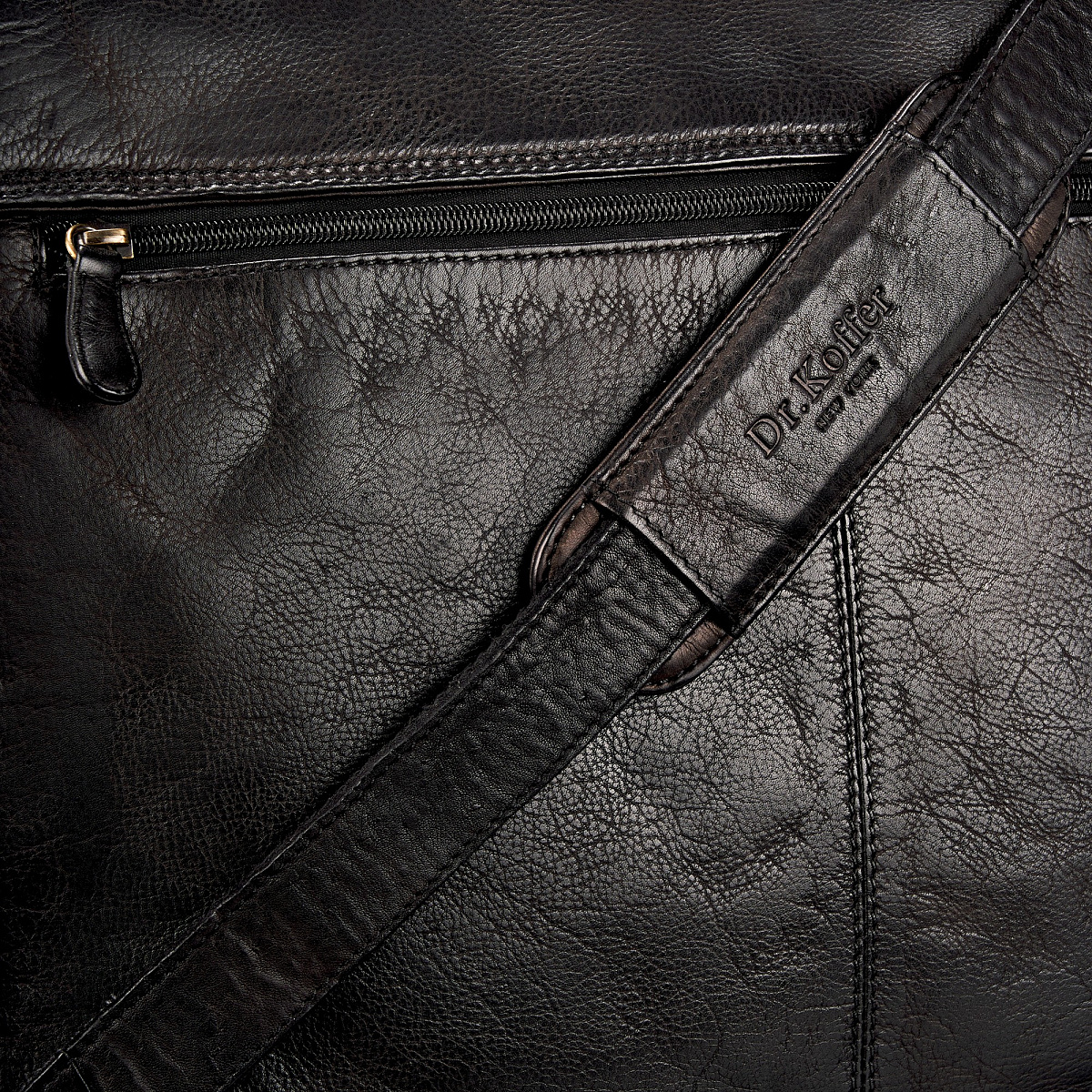 Портфель Dr.Koffer из натуральной кожи черный