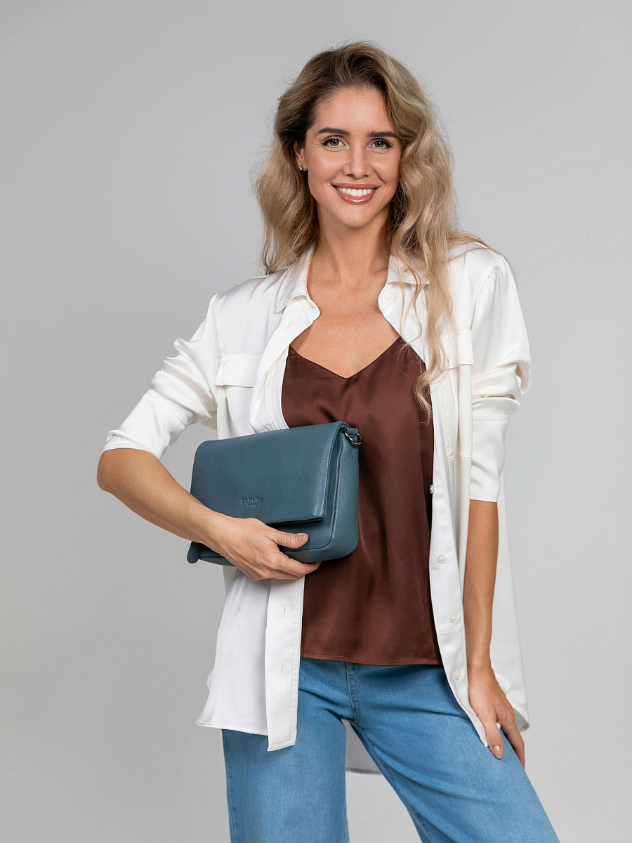 Женская сумка Dr.Koffer из натуральной кожи голубая