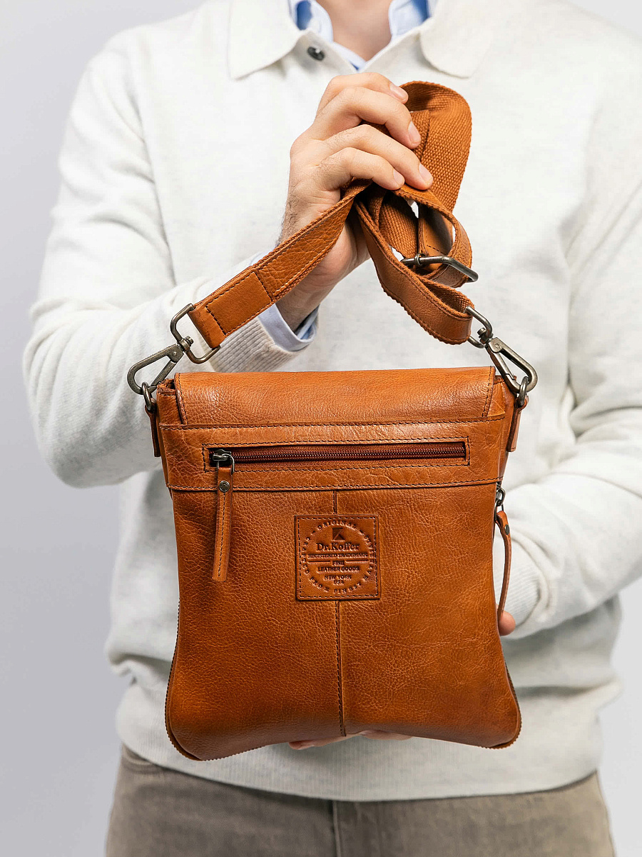 Сумка через плечо Dr.Koffer из натуральной кожи коричневая