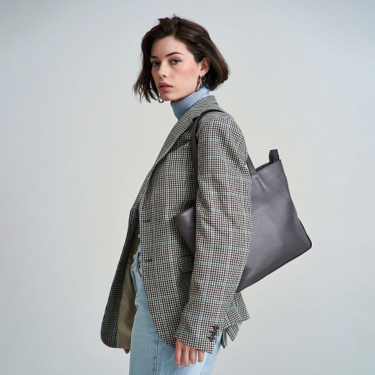 Женская сумка Dr. Koffer из натуральной кожи серая