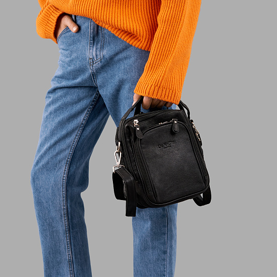 Сумка через плечо Dr.Koffer из натуральной кожи черная